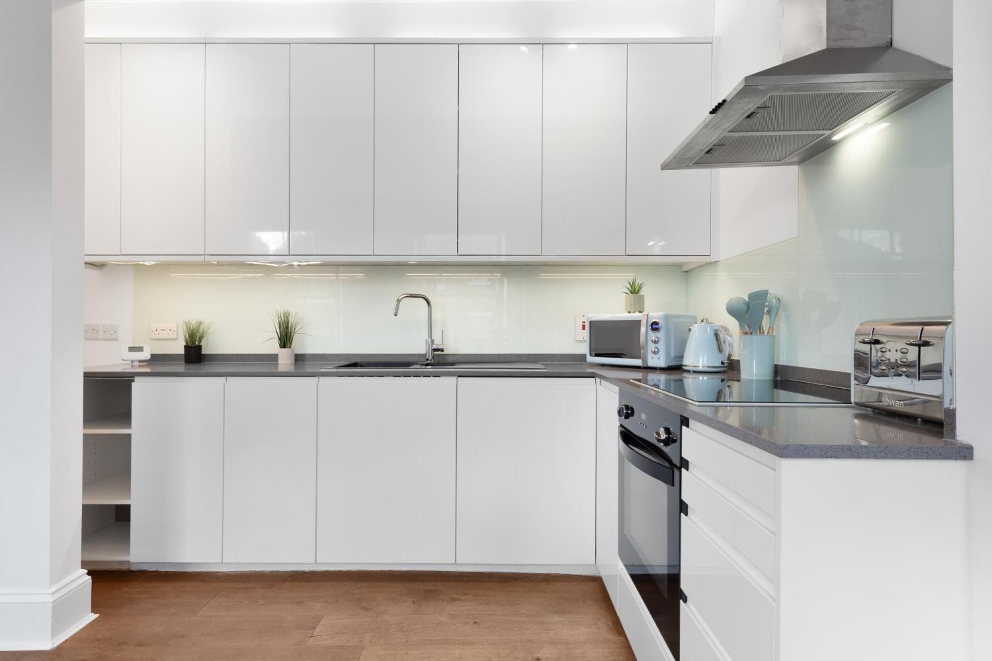 Luxury 4 Bedroom Flat With Stunning Shard View From Terrace In Central London! Next To Station, Sleeps 9 Extérieur photo