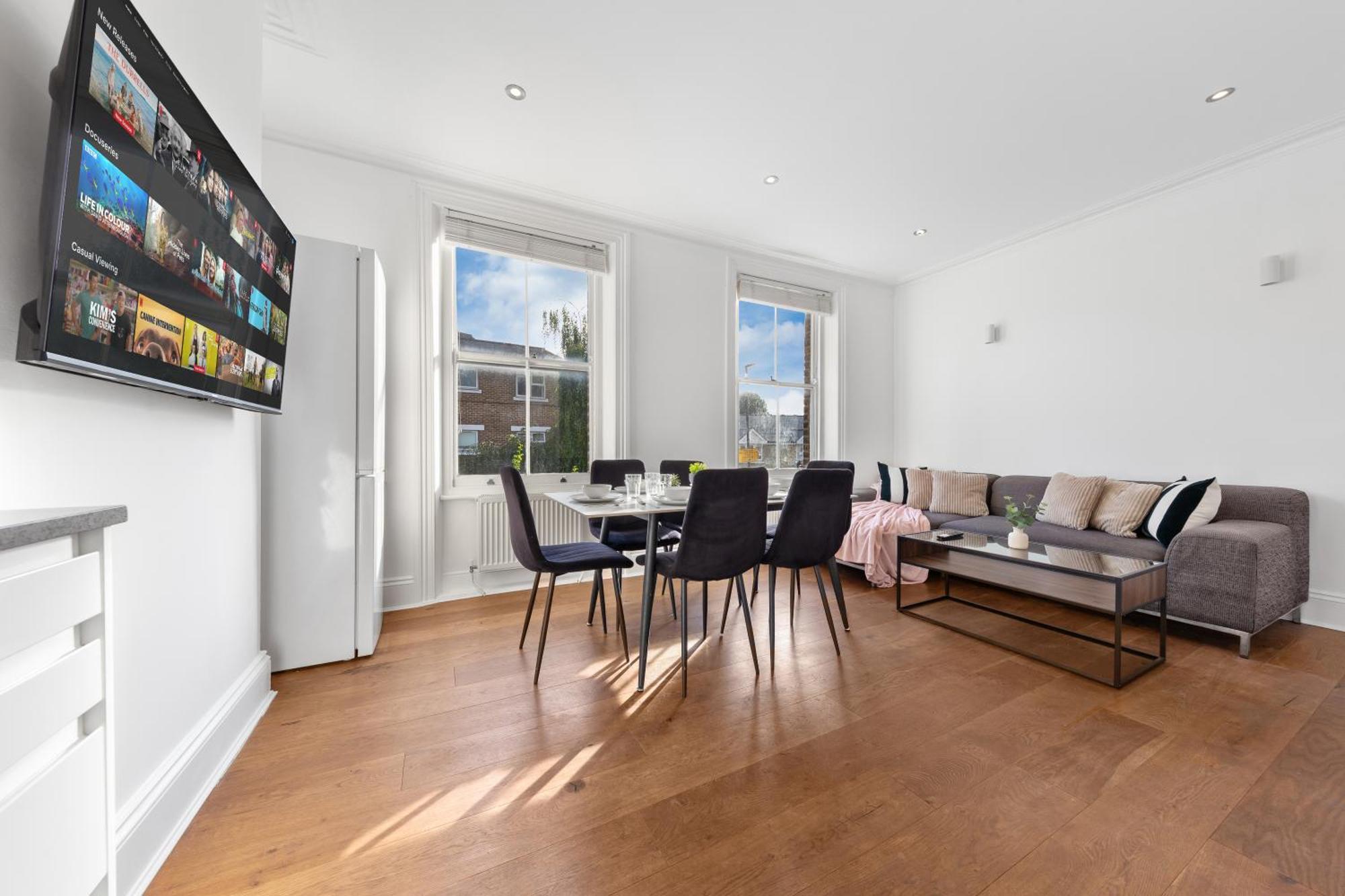 Luxury 4 Bedroom Flat With Stunning Shard View From Terrace In Central London! Next To Station, Sleeps 9 Extérieur photo