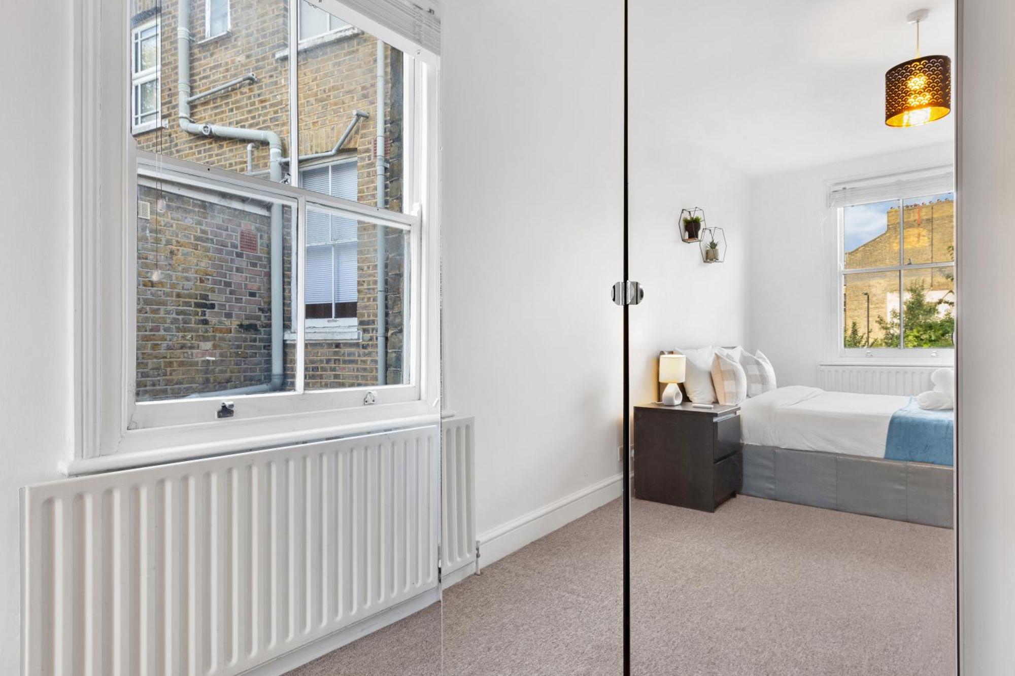 Luxury 4 Bedroom Flat With Stunning Shard View From Terrace In Central London! Next To Station, Sleeps 9 Extérieur photo