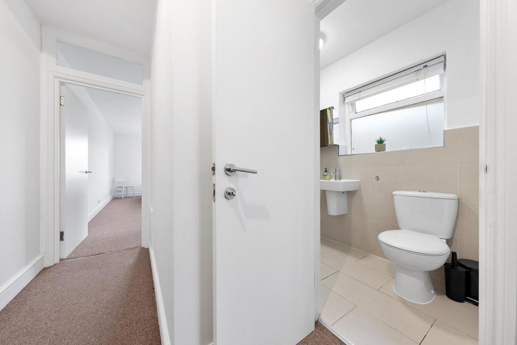 Luxury 4 Bedroom Flat With Stunning Shard View From Terrace In Central London! Next To Station, Sleeps 9 Extérieur photo