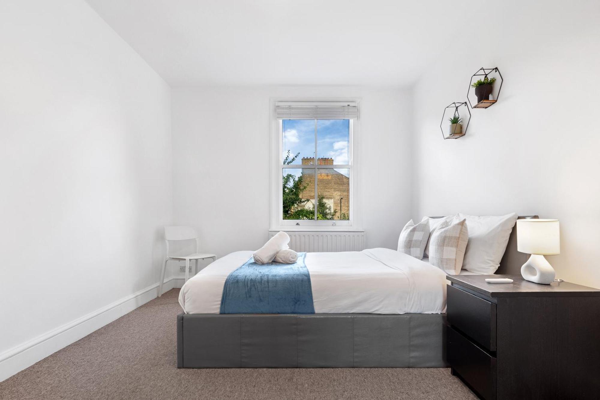 Luxury 4 Bedroom Flat With Stunning Shard View From Terrace In Central London! Next To Station, Sleeps 9 Extérieur photo