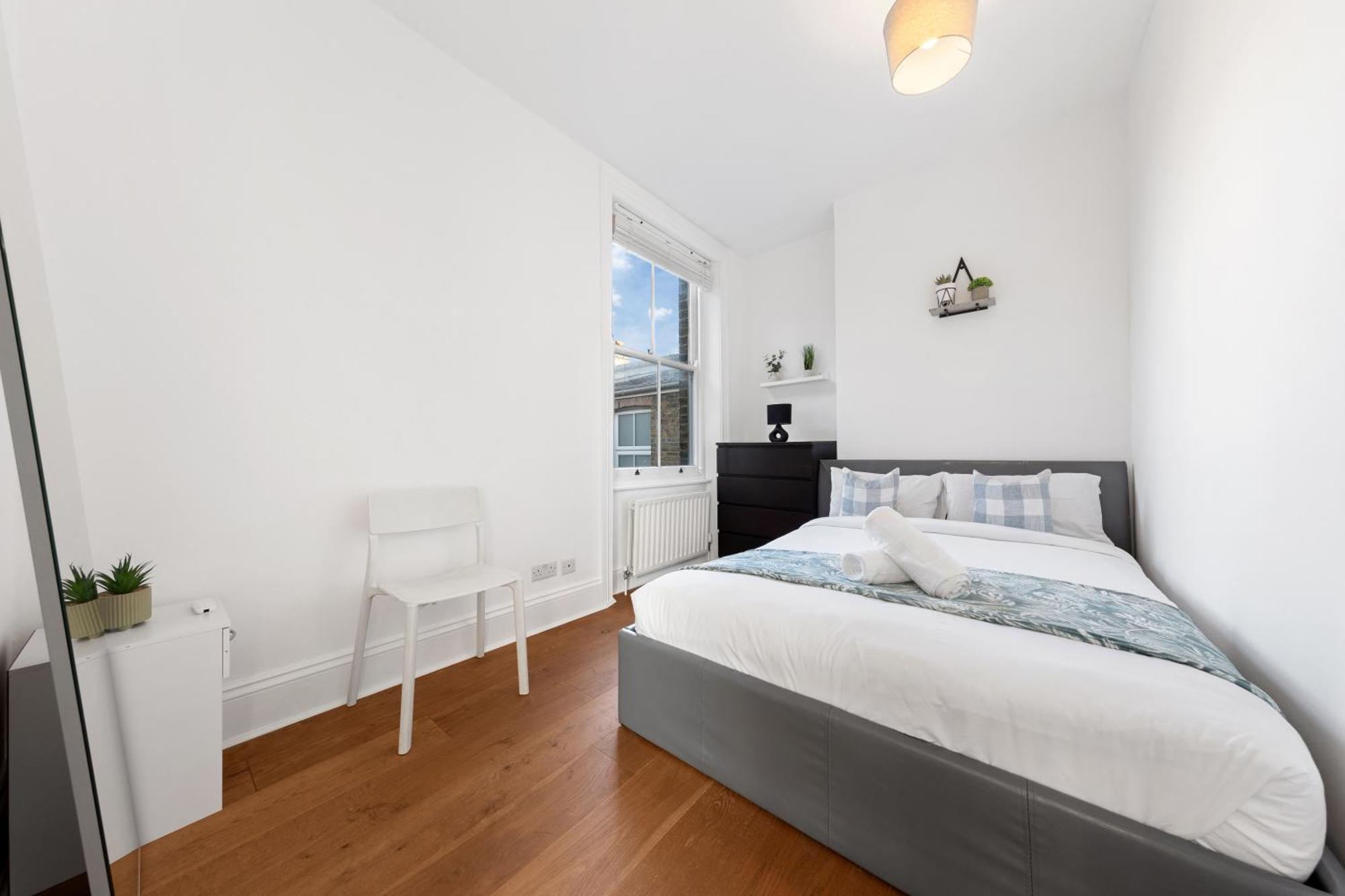 Luxury 4 Bedroom Flat With Stunning Shard View From Terrace In Central London! Next To Station, Sleeps 9 Extérieur photo